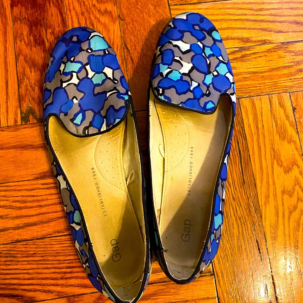 Blue camo smoking loafers